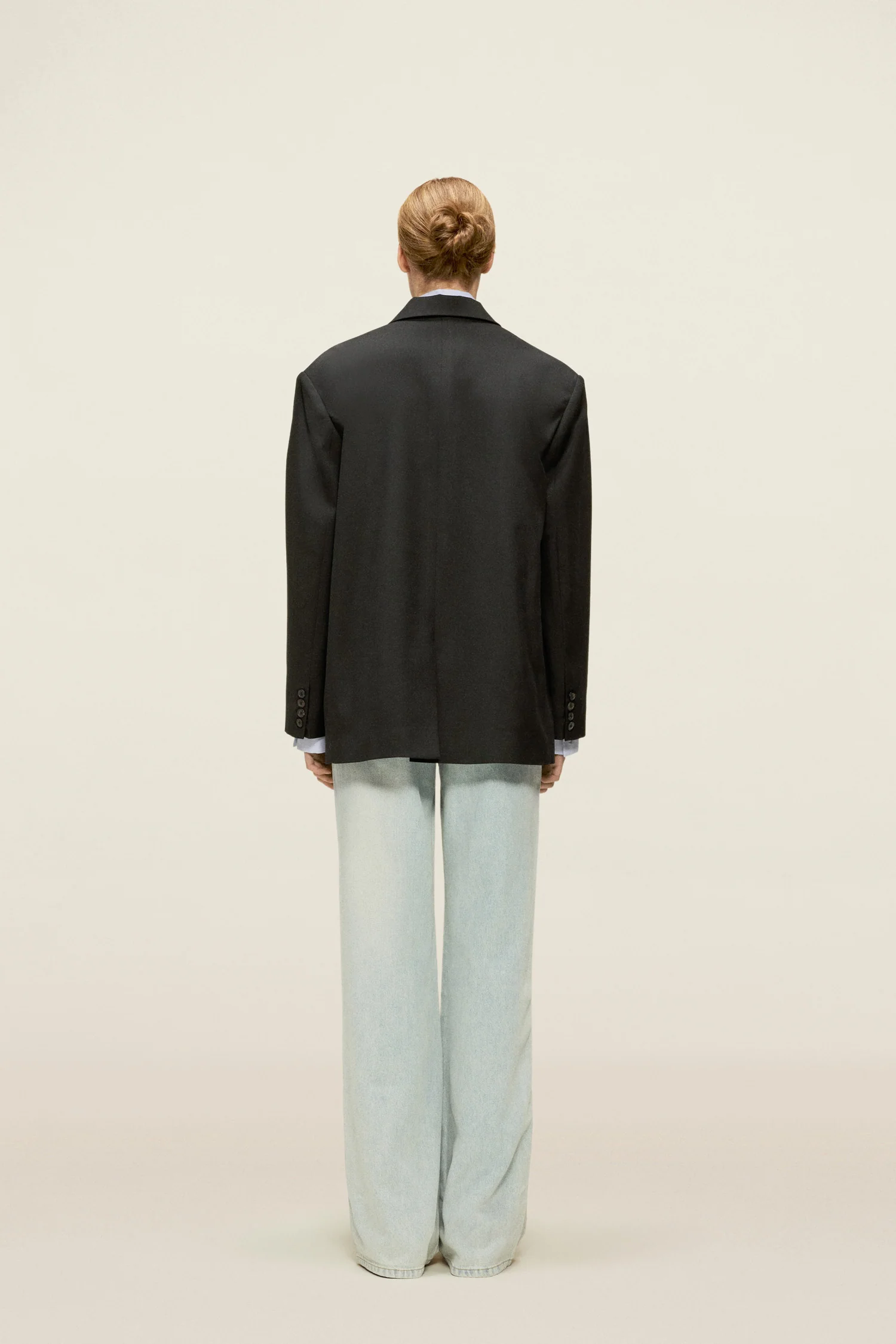 Fei Blazer Black - Image 3