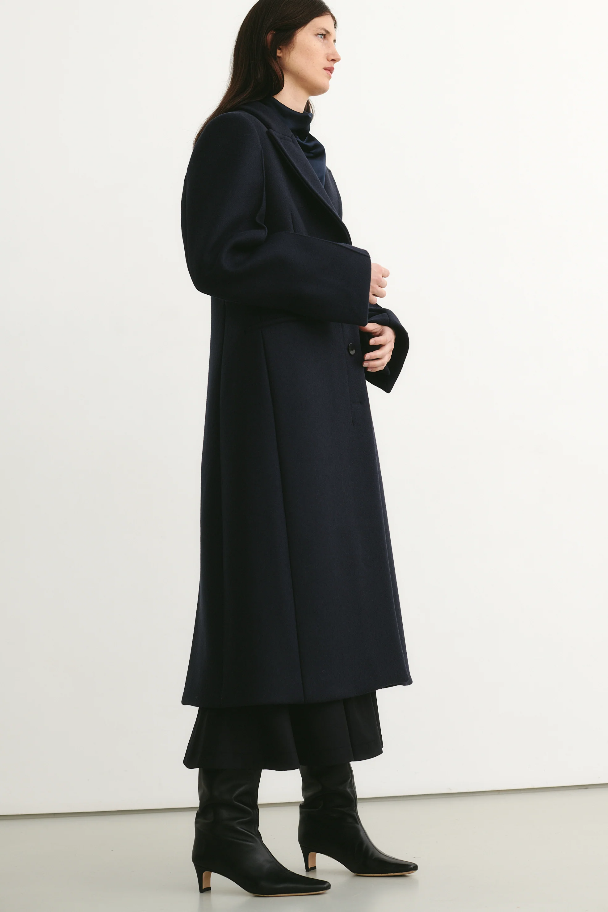 Izmir Long Coat Dark Blue - Image 4